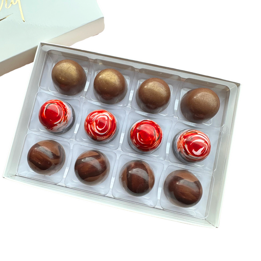 CHRISTMAS PREORDER Caramels & Pralines - Box of 6, 12 or 24